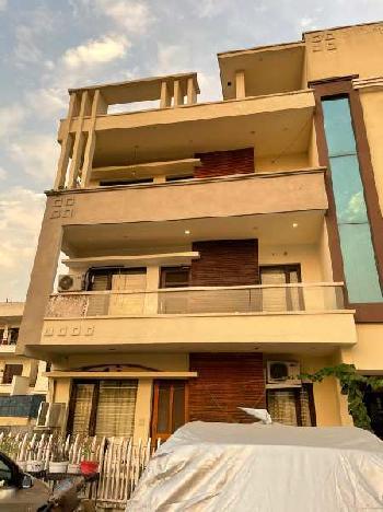 4 BHK Flats & Apartments for Sale in Jagadhri, Yamunanagar (3060 Sq.ft.)