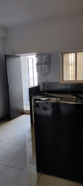 good looking and specious 3bhk flat for sale