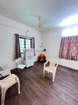 3bhk duplex type house with 2000 sq. ft. plot area for sale in prime location of Vadsar