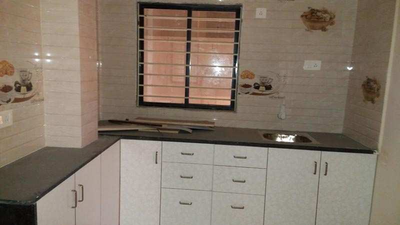 2bhk flat on first floor with modular kitchen for rent.