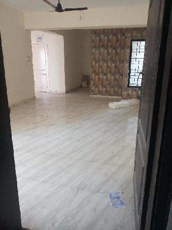 2 BHK Flats & Apartments for Rent in Manjalpur, Vadodara (1000 Sq.ft.)