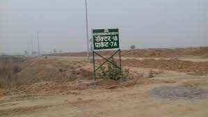 1000 Sq.ft. Residential Plot for Sale in Yamuna Expressway, Greater Noida