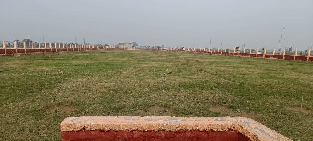 1000 Sq. Meter Residential Plot for Sale in Yamuna Expressway, Greater Noida