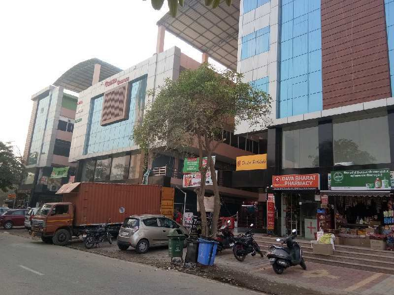 410 Sq.ft. Commercial Shops for Sale in Sector 36, Greater Noida