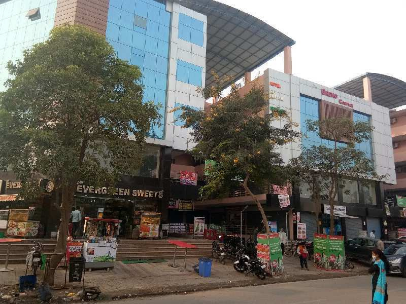 350 Sq.ft. Commercial Shops for Sale in Sector 36, Greater Noida