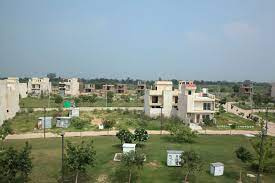 141 Sq. Yards Residential Plot for Sale in Yamuna Expressway, Greater Noida