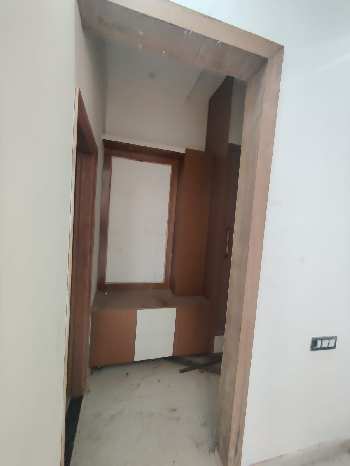 3 BHK Builder Floor for Sale in Uttar Pradesh (900 Sq.ft.)