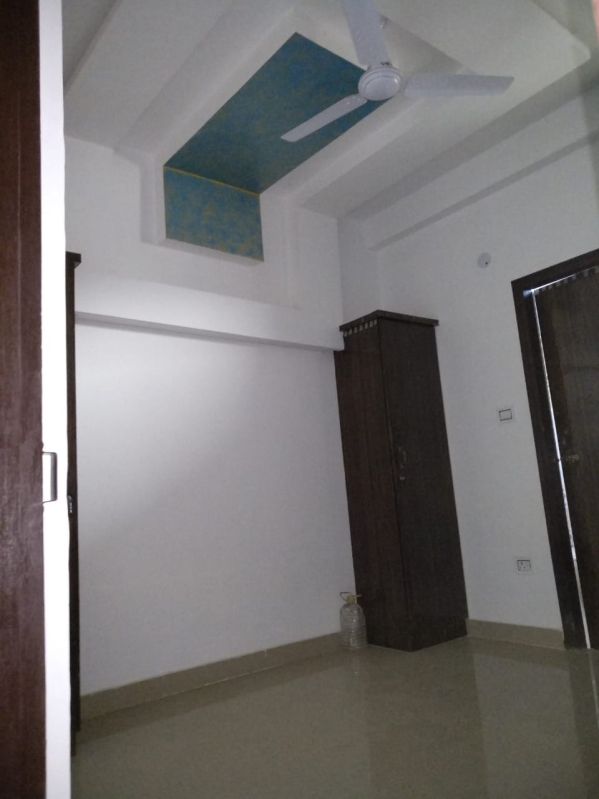 1 BHK Builder Floor for Sale in Dlf Ankur Vihar, Ghaziabad (350 Sq.ft.)