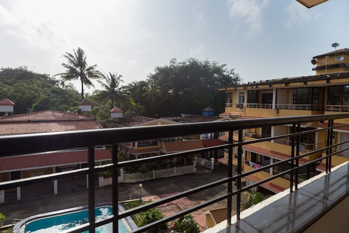 2 BHK Flats & Apartments for Sale in Miramar, Panjim, Goa (92 Sq. Meter)