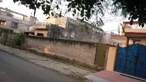 Residential plot for Sale in Aliganj