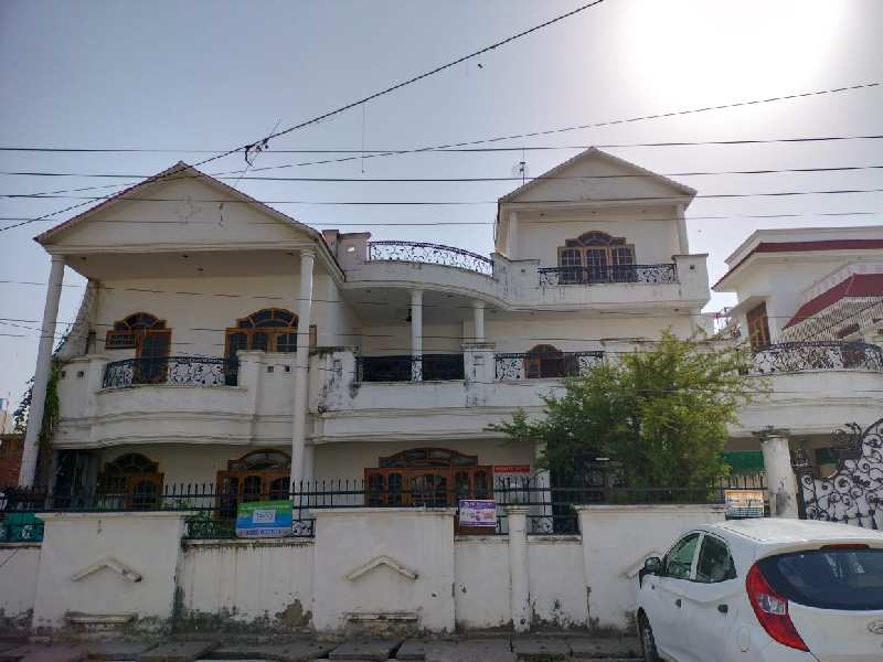 6 BHK Individual Houses / Villas for Sale in Mahanagar, Lucknow (13000 Sq.ft.)