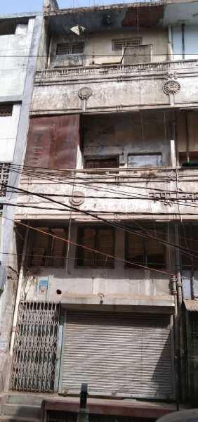 500 Sq. Yards Business Center for Sale in Birhana Road, Kanpur