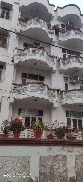 3 BHK Flats & Apartments for Sale in Lalbagh, Lucknow (15000 Sq.ft.)