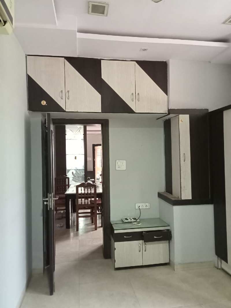 fully furnished 4 BHK Bungalow available on Rent