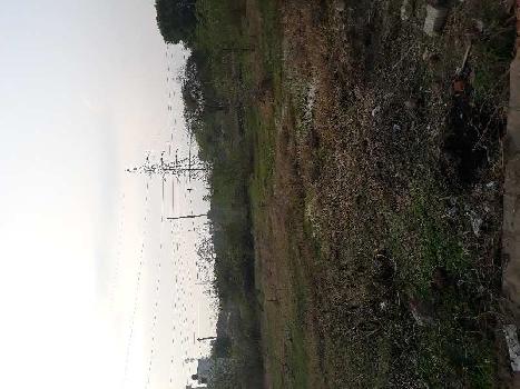 180 sq mtr plot at shatabdi nagar near Delhi road