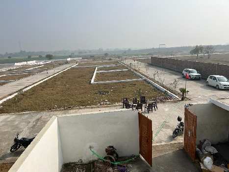 Plot for sale Jewer city  The Grand city hamidpur Tpoint 100 gaj Plot 13.50 Lac
