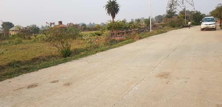 Plot for sale Yamuna expressway Jewer city 200 sqyds 17 lac