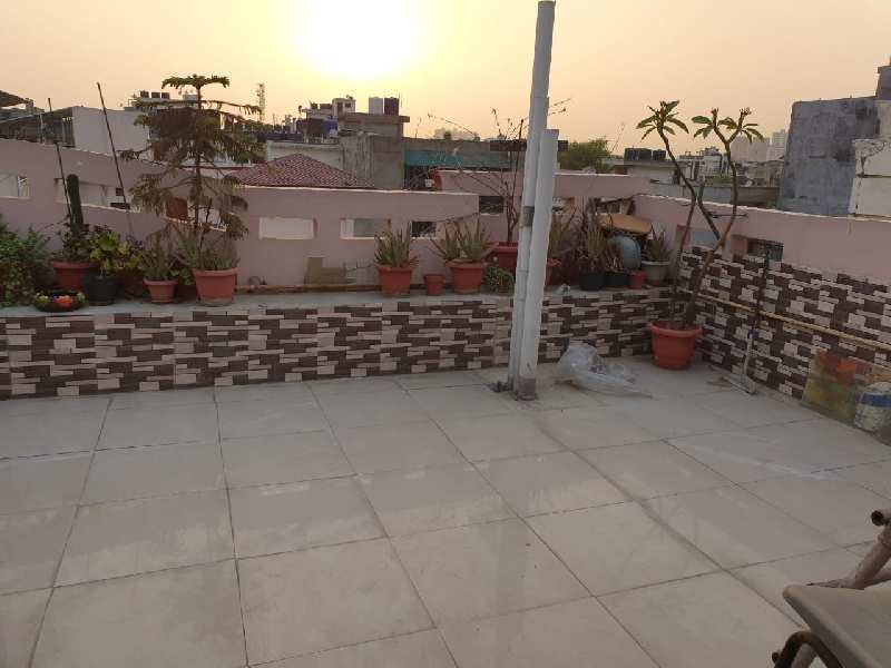 4 BHK Builder Floor for Sale in Shakti Khand 2, Ghaziabad (1500 Sq.ft.)