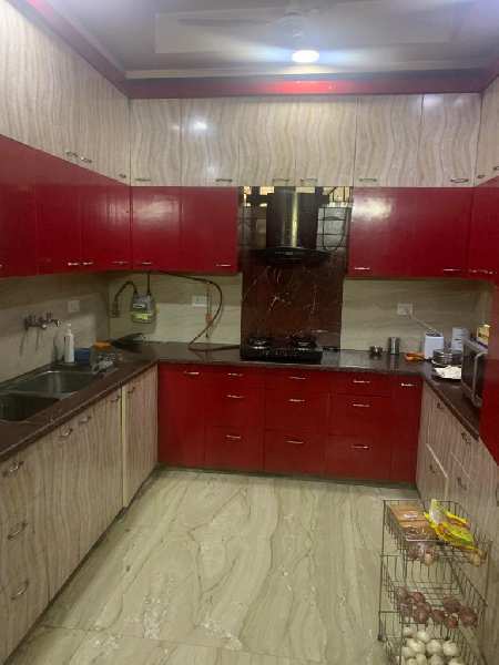 4 BHK Builder Floor for Sale in Shakti Khand 2, Ghaziabad (1850 Sq.ft.)