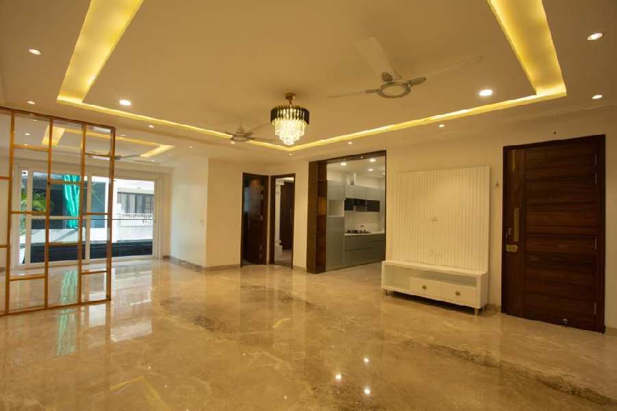 4 BHK Builder Floor for Sale in Sector 11, Dwarka, Delhi (250 Sq. Yards)