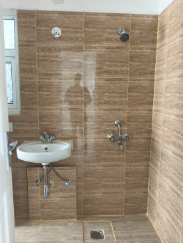 Flats & Apartments for Sale in Sector 89, Faridabad (1500 Sq.ft.)