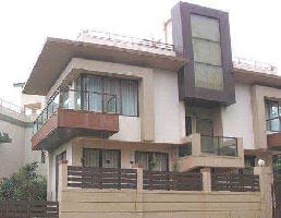 8 BHK Bungalows / Villas for Sale in Roop Nagar