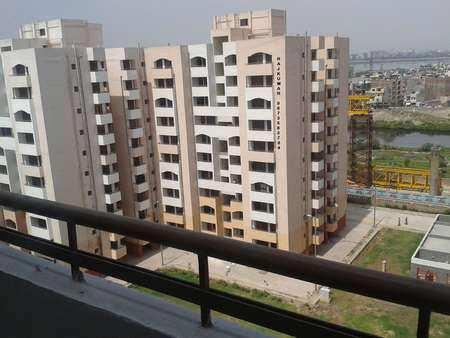 Flats & Apartments for Sale in Sahibabad