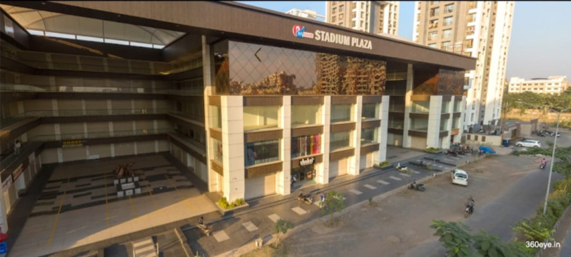Office Space for Sale in Surat (10000 Sq.ft.)