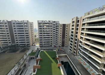 Flats & Apartments for Sale in Piplod, Surat (8000 Sq.ft.)