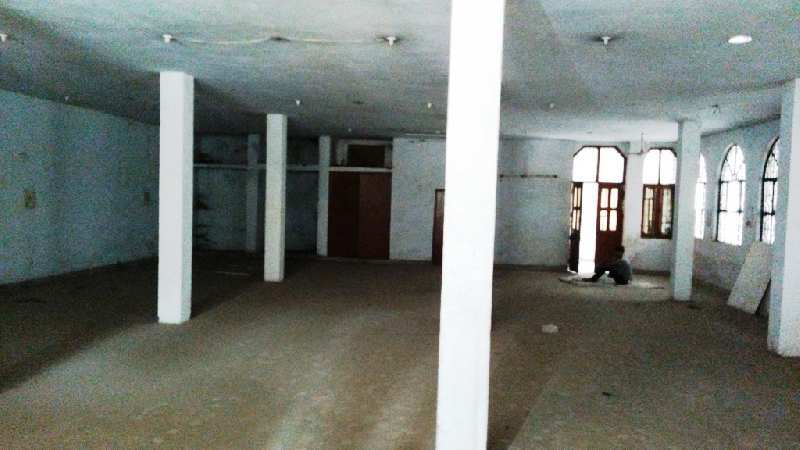 Factory for rent at Noida