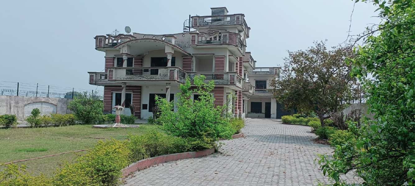 5 BHK Individual Houses / Villas for Sale in Banga, Shahid Bhagat Singh Nagar (6200 Sq.ft.)