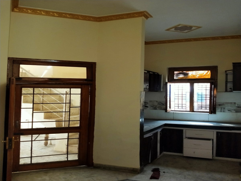 3 BHK Individual Houses / Villas for Sale in Bank Colony, Moradabad (75 Sq. Yards)