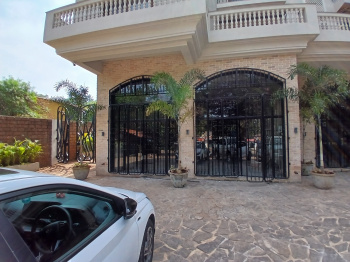 Plush spacious double height showroom in prime nerul for lease