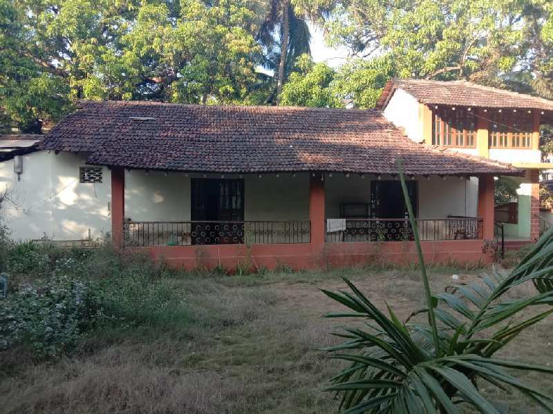 Independent bunglow for sale in Parra , North Goa
