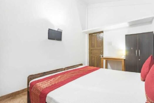 400 Sq. Meter Hotel & Restaurant for Rent in Anjuna, Goa