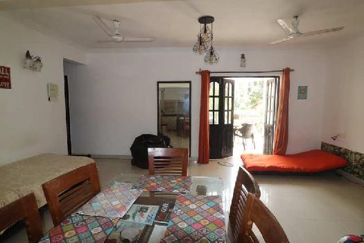 2 Bhk 108sqmt flat Semi-furnished for Sale in Candolim, North-Goa.(1.15Cr)