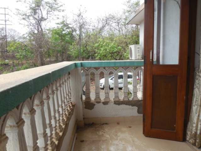 2 Bhk 100sqmt flat with terrace for Sale in Porvorim, North-Goa.(50L)