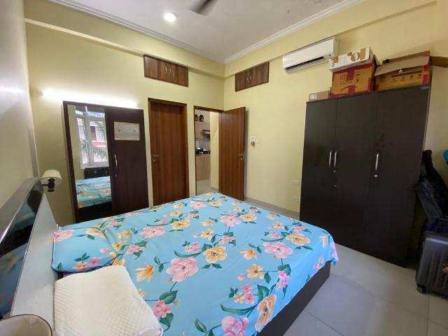 1 Bhk 83sqmt flat furnished for Sale in Candolim, North-Goa. (1.20Cr)