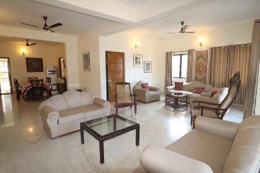 4 Bhk 270sqmt flat Riverview for Sale in Ribandar, North-Goa.(2Cr)