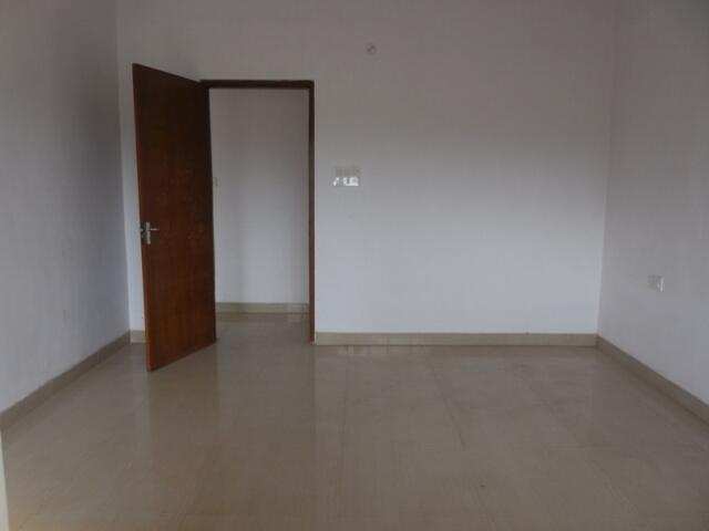2 Bhk 125sqmt flat for Sale in Kadamba plateau, Old-Goa, North-Goa. (49.84L)