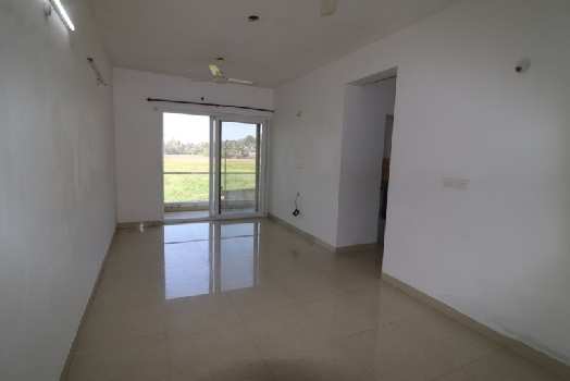 2 Bhk 102sqmt flat for Sale in Karaswada-Mapusa, North-Goa. (60L)