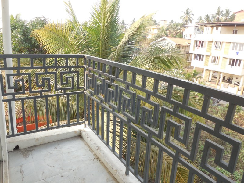 Entire floor 110sqmt for Sale in Porvorim, North-Goa. (1.20Cr)