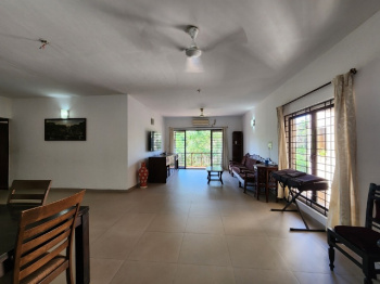 2 Bhk 175sqmt spacious flat for Sale in Paithona-Porvorim, North-Goa. (1.10Cr)