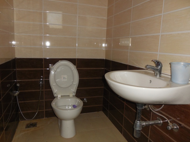 2 Bhk 95sqmt flat partly-furnished for Rent in Porvorim, North-Goa.(32k)