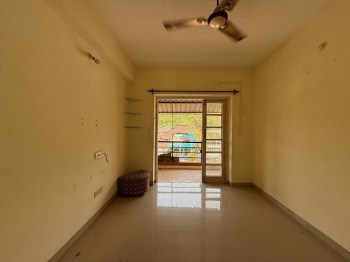 2 Bhk 84sqmt flat Unfurnished for Sale in Verla-Mapusa, North-Goa.(50L)