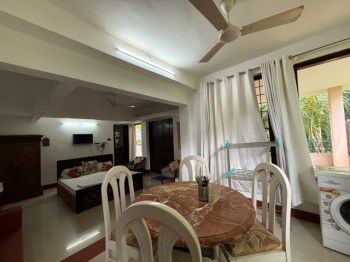 5 Bhk Independent Bungalow, 300Sq.mts with open terrace for Rent in Candolim, North-Goa.(1.30L)