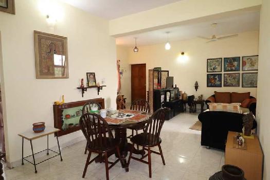 3 Bhk 123sqmt flat Semi-furnished for Sale in Donapaula, North-Goa.(1.20Cr)
