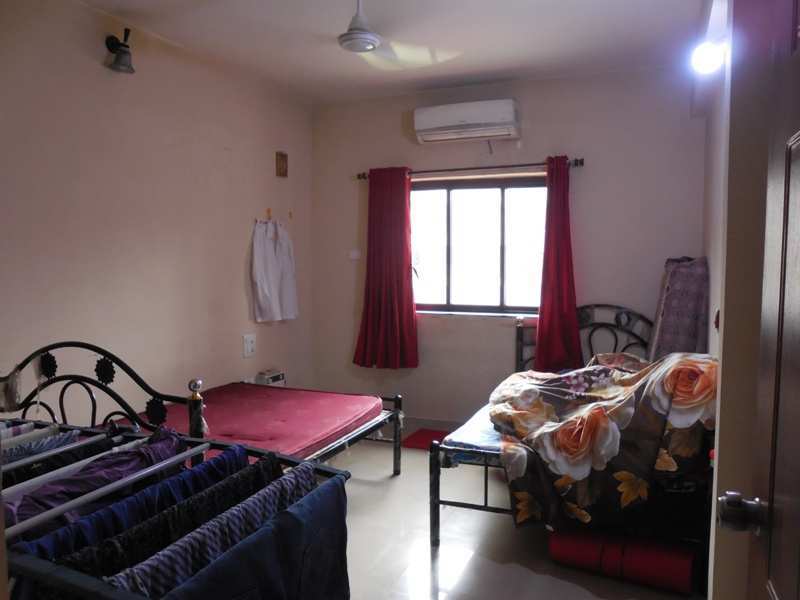 2 Bhk 99sqmt flat for Sale in Sangolda, North-Goa. (62L)