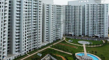 4 BHK Flats & Apartments for Rent in Sector 43, Gurgaon (2610 Sq.ft.)