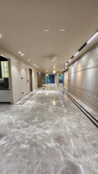 Builder Floor for Sale in DLF Phase V, Gurgaon (5000 Sq.ft.)